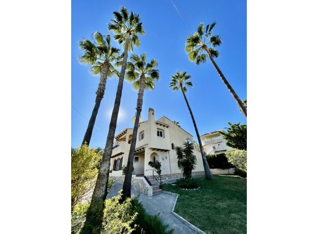 Wiederverkauf - Villa - Villamartin