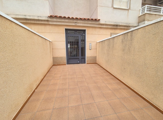 Resale - Apartment - Torrevieja - Beachside Torrevieja