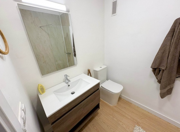 Resale - Apartment - Cabo Roig - la regia