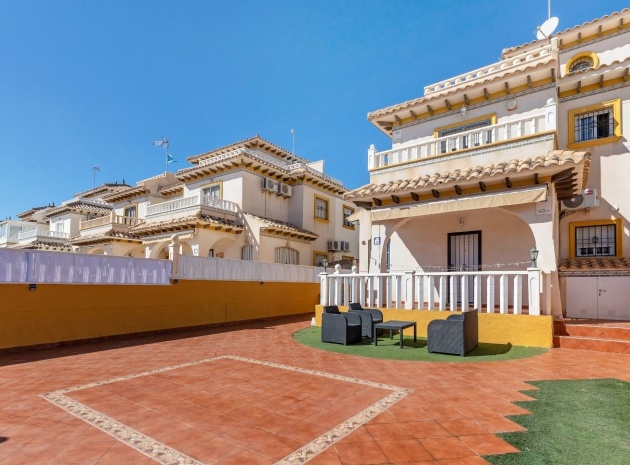 Återförsäljning - Villa - Cabo Roig - Lomas de Cabo Roig