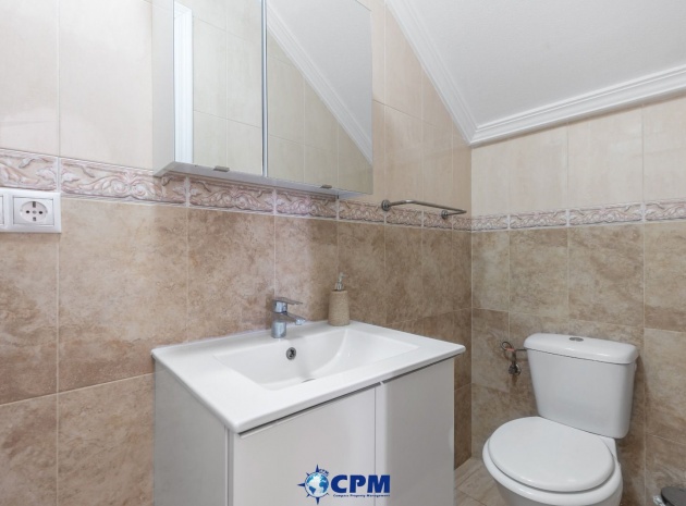 Återförsäljning - Villa - Cabo Roig - Lomas de Cabo Roig