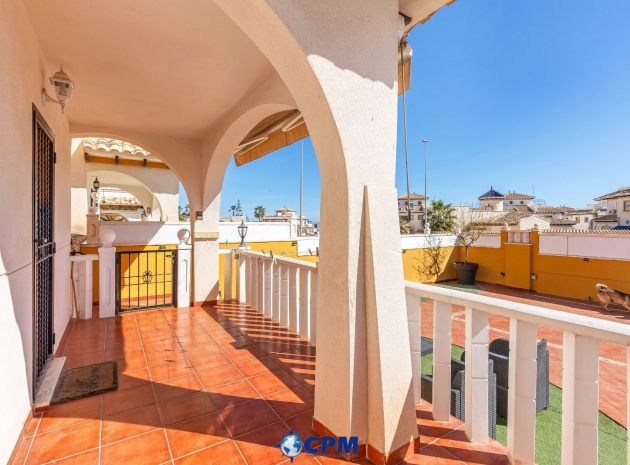 Återförsäljning - Villa - Cabo Roig - Lomas de Cabo Roig
