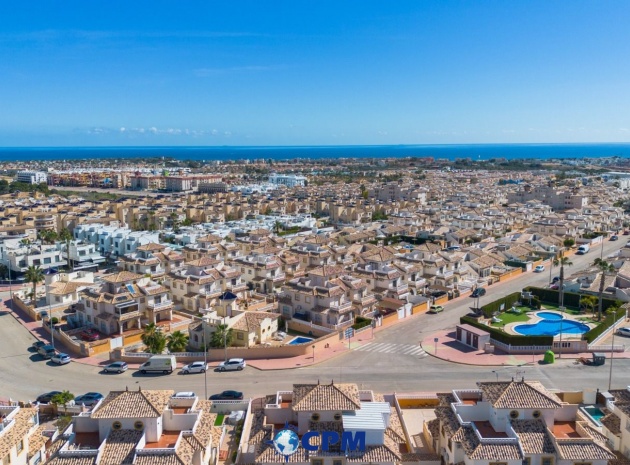 Återförsäljning - Villa - Cabo Roig - Lomas de Cabo Roig