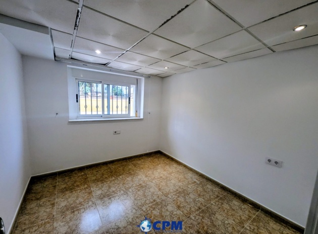 Wiederverkauf - Villa - Villamartin - Los Dolses