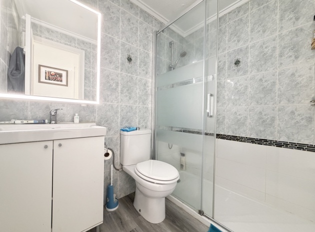 Wiederverkauf - Wohnung - Villamartin - lomas del golf