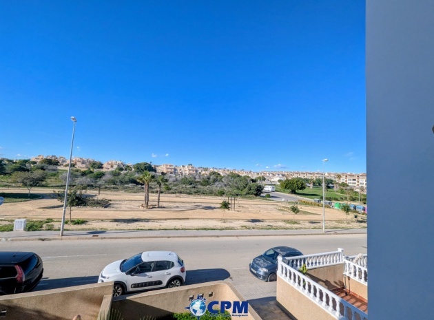 Återförsäljning - Lägenhet - Punta Prima - La Cinuelica