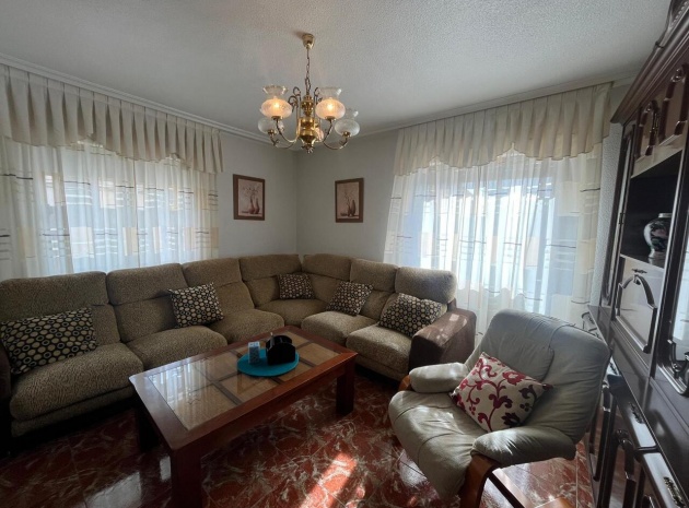 Återförsäljning - Radhus - Algorfa