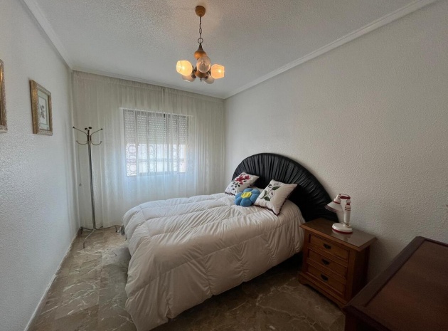 Återförsäljning - Radhus - Algorfa