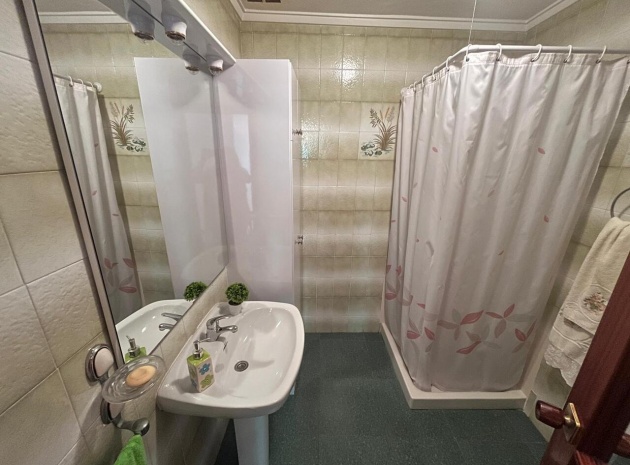 Återförsäljning - Radhus - Algorfa