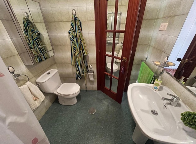 Återförsäljning - Radhus - Algorfa