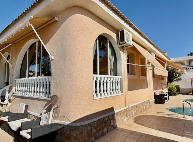 Resale - Villa - Ciudad Quesada