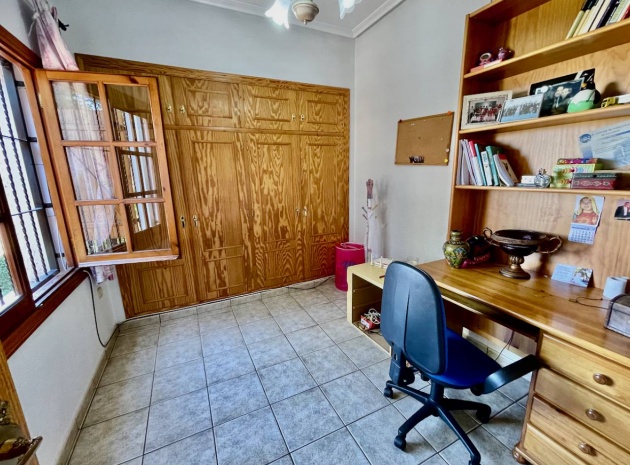 Resale - Country Property - Daya Nueva