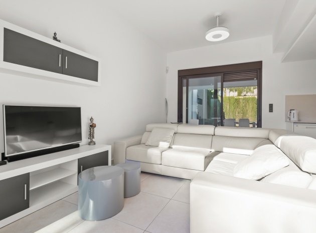 Resale - Villa - Algorfa