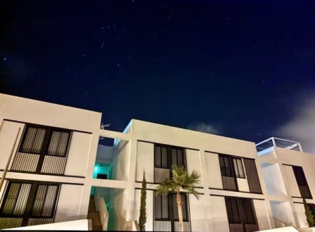 Resale - Apartment - Mar de Cristal