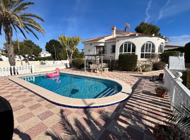 Återförsäljning - Villa - Ciudad Quesada - CENTRO