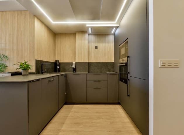 Resale - Apartment - Altea