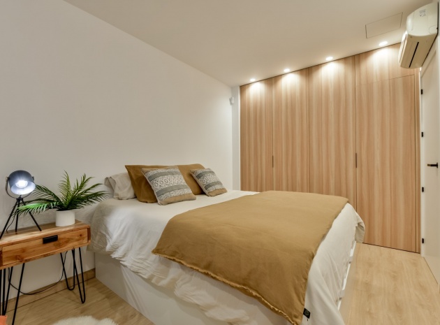 Resale - Apartment - Altea