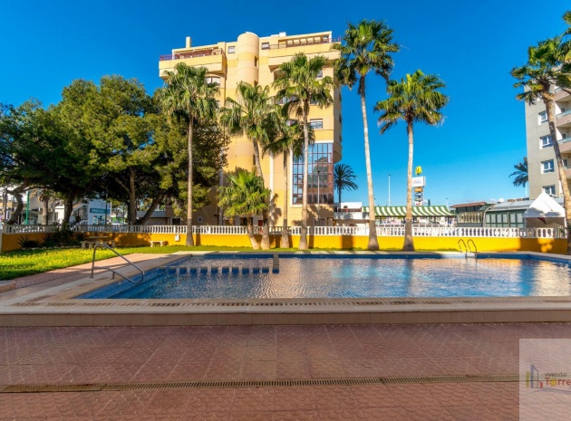 Resale - Apartment - Punta Prima - beachside punta prima