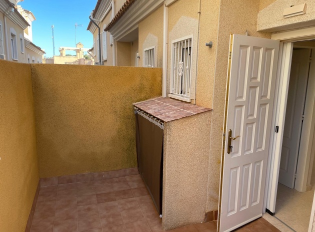 Återförsäljning - Radhus - Villamartin