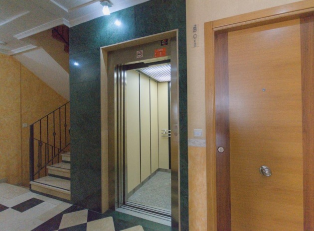 Resale - Apartment - Formentera del Segura