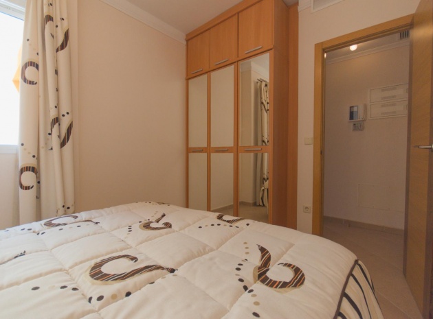 Resale - Apartment - Formentera del Segura