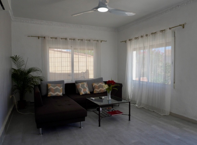 Återförsäljning - Villa - Ciudad Quesada