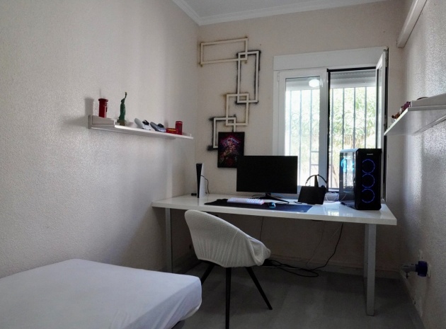 Återförsäljning - Villa - Ciudad Quesada