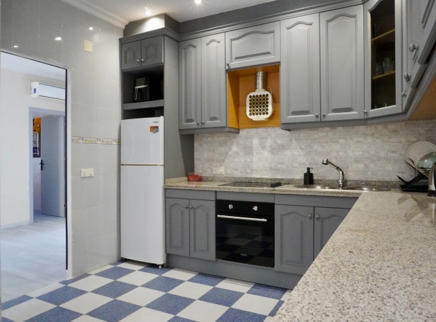 Återförsäljning - Villa - Ciudad Quesada