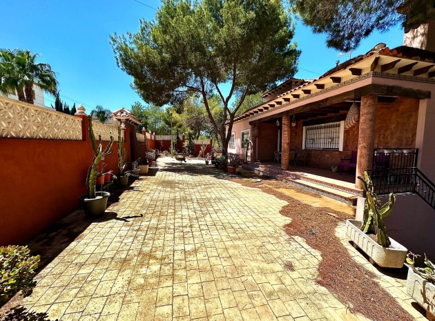 Wederverkoop - Villa - San Miguel de Salinas - las comunicaciones