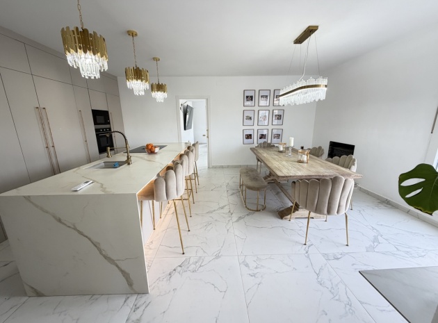 Återförsäljning - Villa - Villamartin - las filipinas