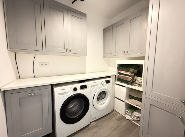 Återförsäljning - Villa - Villamartin - las filipinas