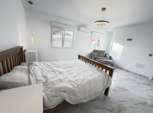 Återförsäljning - Villa - Villamartin - las filipinas