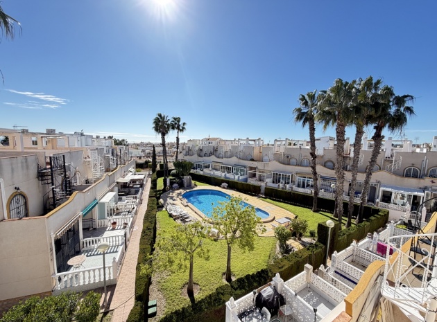 Resale - Townhouse - La Florida  - La Florida