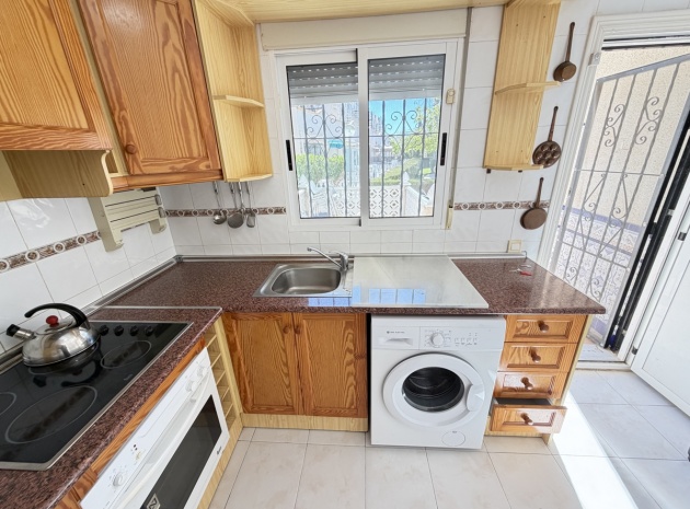 Resale - Townhouse - La Florida  - La Florida