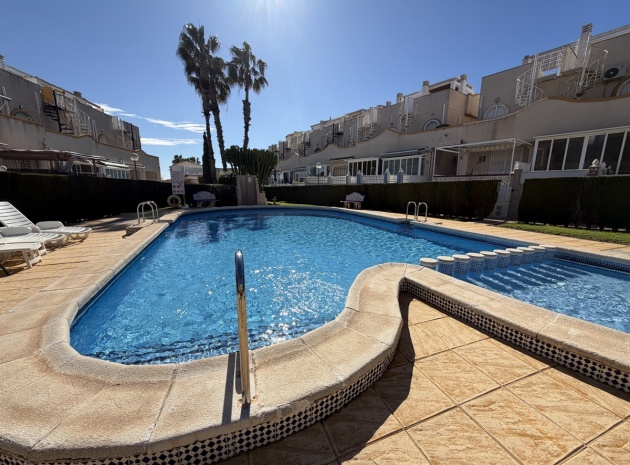 Resale - Townhouse - La Florida  - La Florida