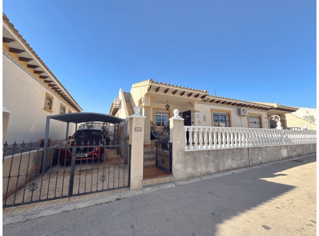 Återförsäljning - Bungalow - Cabo Roig - san jose