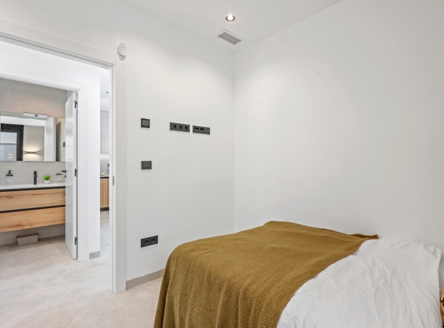 Återförsäljning - Villa - Villamartin - blue lagoon