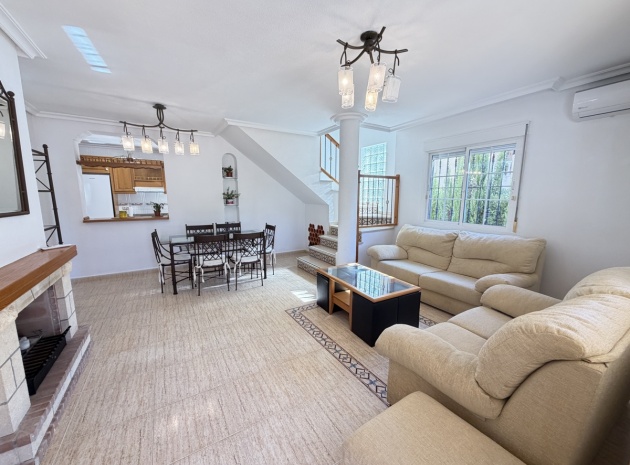 Resale - Villa - Villamartin - PAU 26