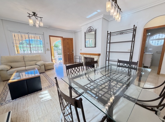 Resale - Villa - Villamartin - PAU 26