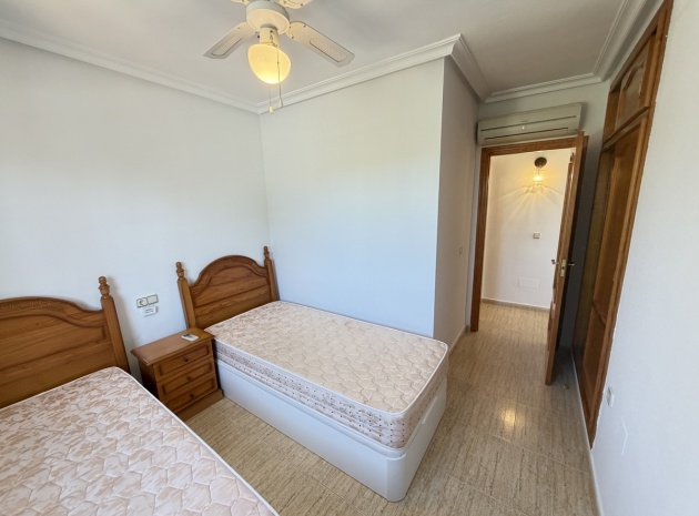 Resale - Villa - Villamartin - PAU 26