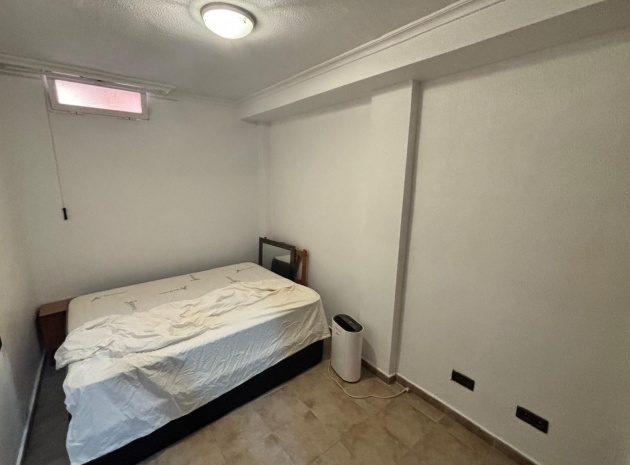 Wiederverkauf - Stadthaus - Guardamar del Segura - Urbanizaciones