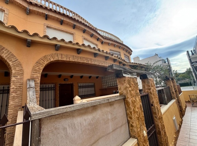 Wiederverkauf - Stadthaus - Guardamar del Segura - Urbanizaciones