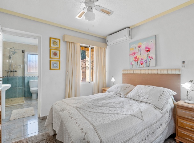 Återförsäljning - Villa - Ciudad Quesada - Dona Pepa