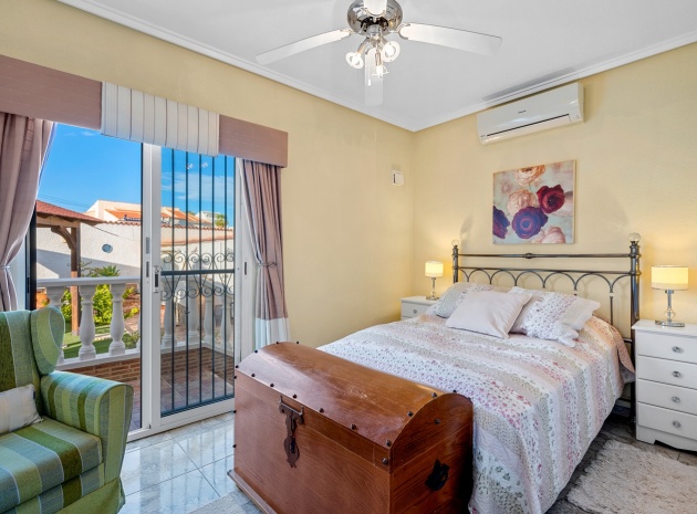 Återförsäljning - Villa - Ciudad Quesada - Dona Pepa