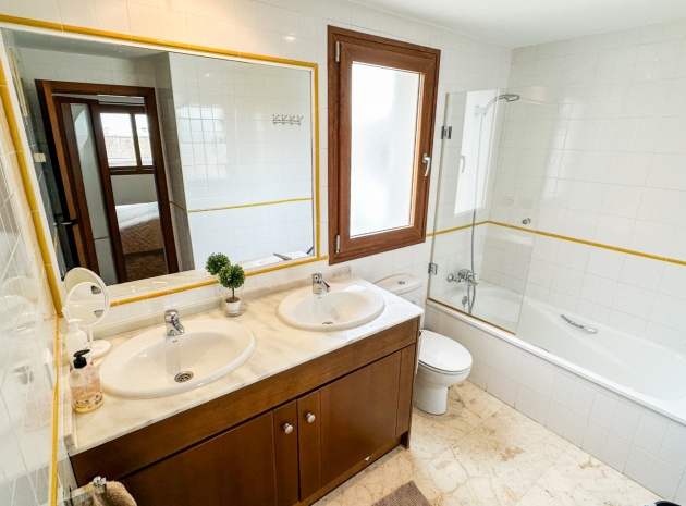 Återförsäljning - Lägenhet - Punta Prima - La Recoleta