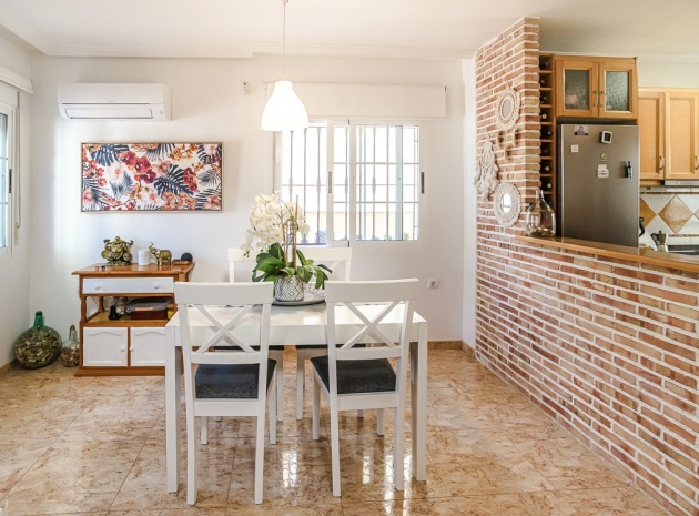 Wiederverkauf - Villa - Guardamar del Segura - El Raso