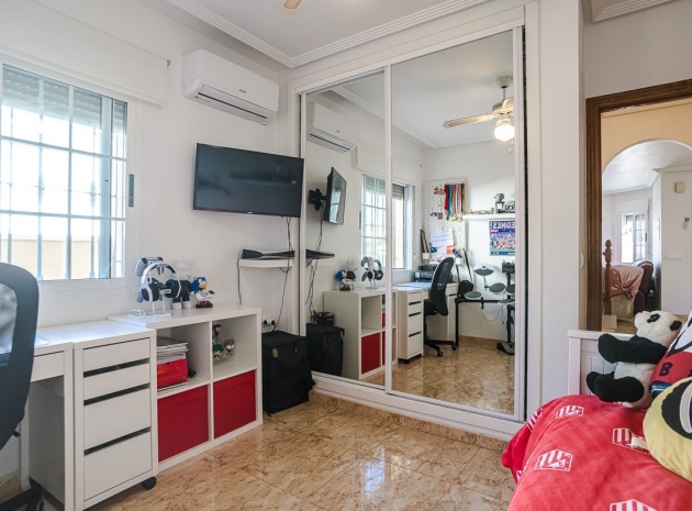 Wiederverkauf - Villa - Guardamar del Segura - El Raso