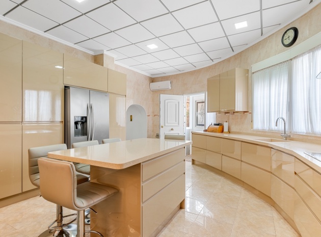 Resale - Villa - Ciudad Quesada