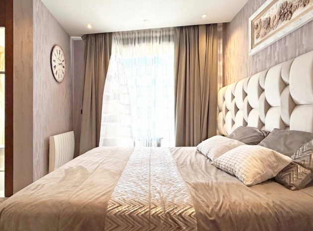 Resale - Villa - Villamartin - El Galan