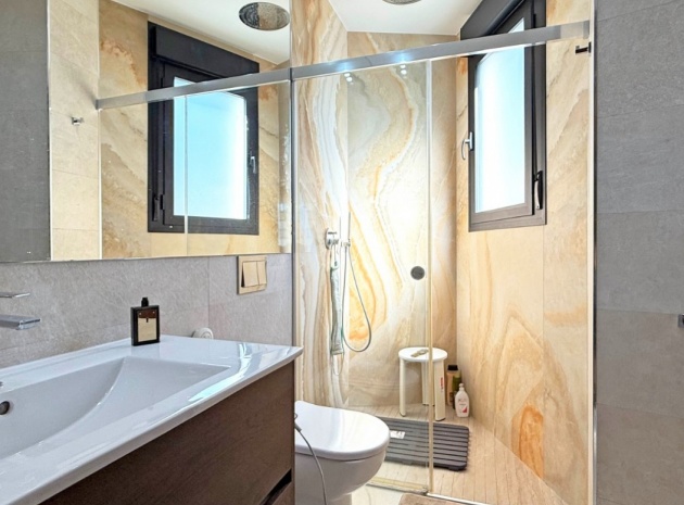 Resale - Villa - Villamartin - El Galan